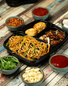 Noddle & Chilly Paneer + Veg Momo(2pc)