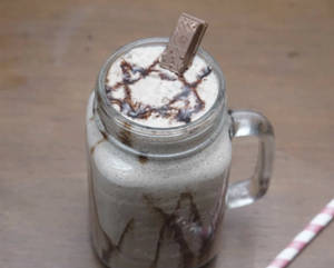 Kit Kat Shake
