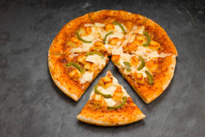 Paneer Tikka Pizza