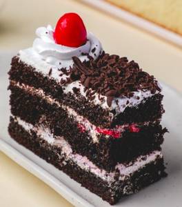 Black Forest Pastry [1 Piece]