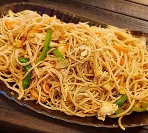 Egg Schezwan Noodles