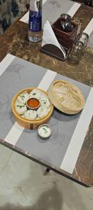 Veg Steamed Momos 6 Pieces]