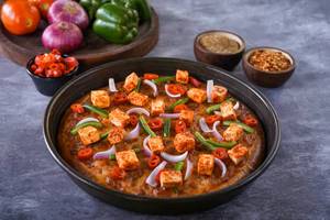 Peri Peri Paneer Pizza