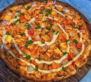 Paneer and mushroom pizza