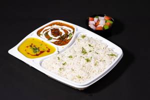 Steam Rice With Chicken Curry & Dal