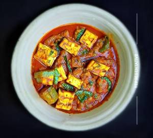 Kaju Paneer Curry