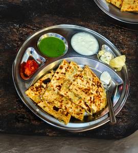 Aloo+gobi Paratha