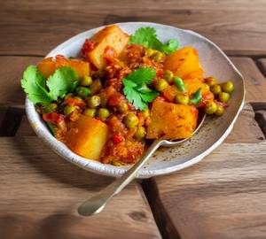 Aloo Matar Sukha Sabji