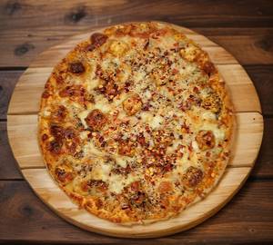 Tandoori paneer pizza