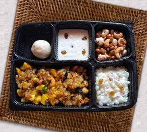 Vrat Dry Fruites Thali