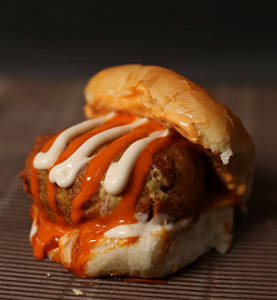 Teekha Peri Peri Vada Pao
