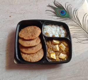 Vrat Ki Paneer Wali Mini Thali