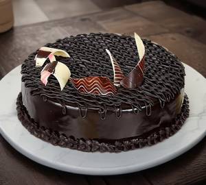 Eggless choco hazelnut cake [1 pound]