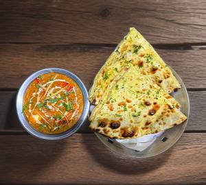 Cheese Naan with Gravy