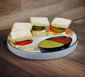 Vegetable Chutney Sandwich with Paneer