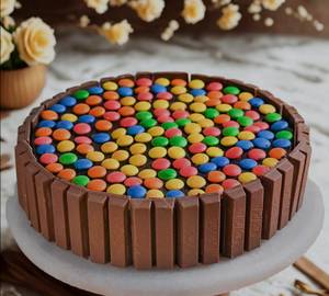 Kitkat,Gems Chocolate Cake (500g)
