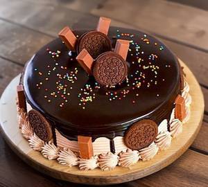Kitkat cake [550 gm]