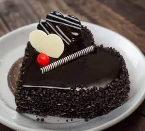 Chocolate chips heart shape cake