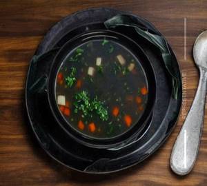 Veg clear soup