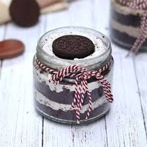 Oreo jar cake