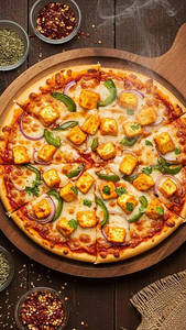 Paneer Tikka Pizza