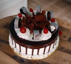 Black forest fantasy cak