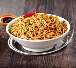 Burnt garlic noodles