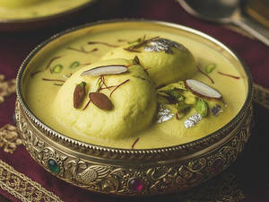 Kesari Rasmalai