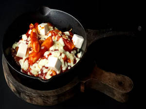 Cheesy Korean Tteokbokki Beef