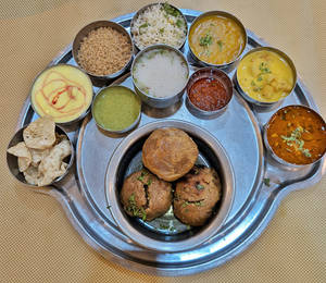 Rajasthani Thali (100% Restaurant Menu Price)