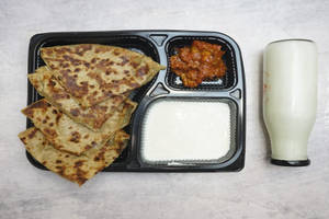Aloo Paratha +lassi/chaas