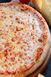 Classic Cheese Margherita Pizza