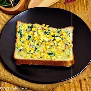 Corn spinach  cheesetoast