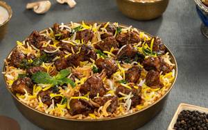 Khaas Khumb Kali Mirch Biryani ( Pepper Mushroom Biryani - Serve - 2 )