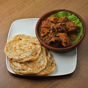 3 Porotta + 2 Pc Chicken Perattu
