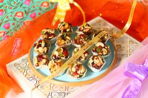 Honey Dry Fruit Laddu