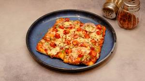 Peri Peri Paneer Pizza