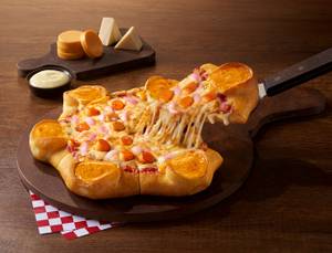 Chicken Sausage Ultimate Cheese Pizza