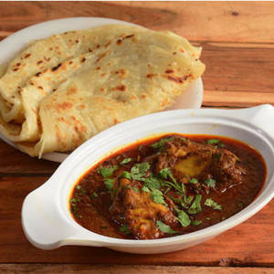 Parotta (3 Nos) + Chicken Curry Half (2 Pcs)