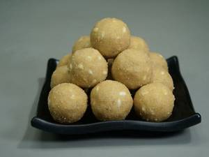 Atta Laddu [250 Gm]