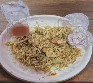 Dilli Chicken Biryani Full