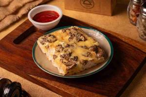 Mushroom & Feta Pizza