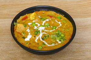 Mattar Paneer