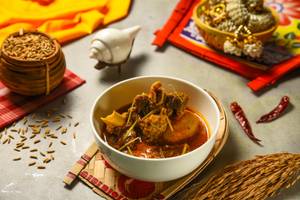 Mangsher Jhol (Mutton) 4Pcs