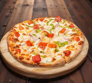 Veg pizza with cheese blend