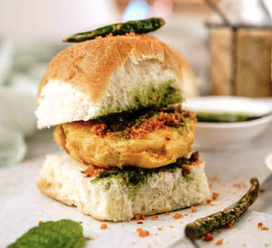 Vada Pao