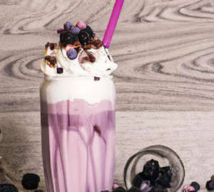 Black Current Shake