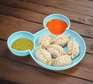 Veg Steam Momos (6 Pieces)