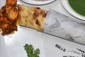 Double Egg Double Paneer Roll