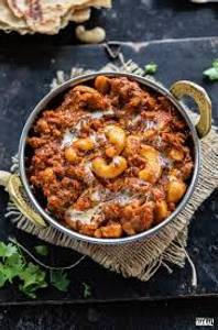 Matar paneer